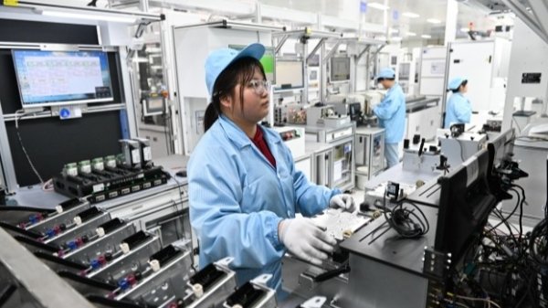 无忧配 机构扎堆看好8只绩优股