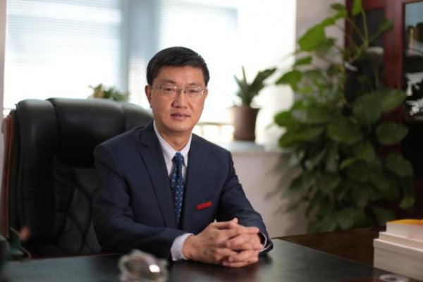 诚信优配 高校两名原副校长落马后，在任校长被查